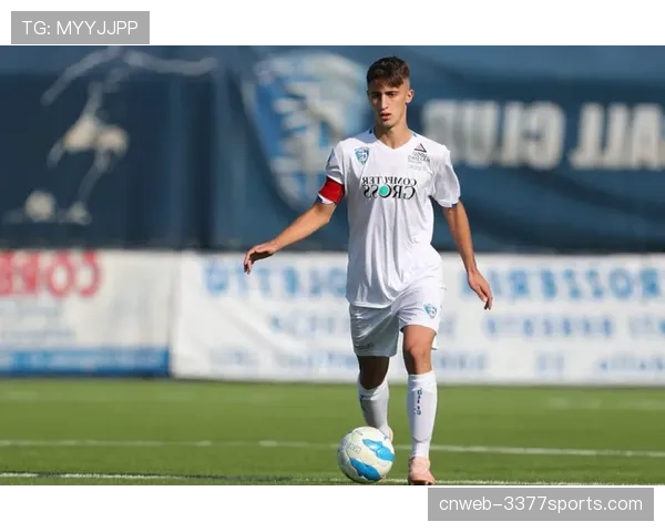 恩波利后场出球体系被高位压迫破解，门将与后卫间传球配合频现失误